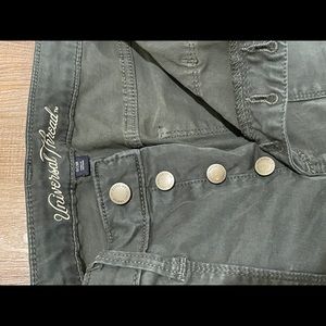 Universal thread cargo skinny pant